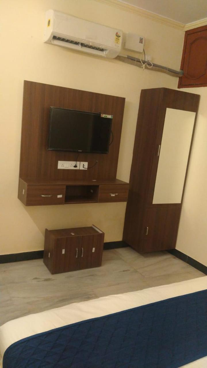 A.R Residency Hotel Chennai Exterior photo